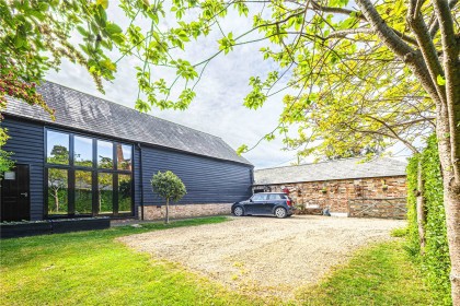 photo for Eaton Bray, Bedfordshire