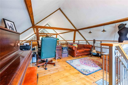 photo for Eaton Bray, Bedfordshire