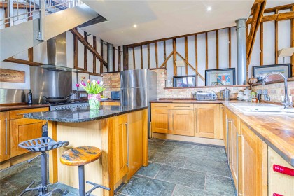 photo for Eaton Bray, Bedfordshire