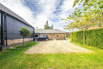 photo for Eaton Bray, Bedfordshire