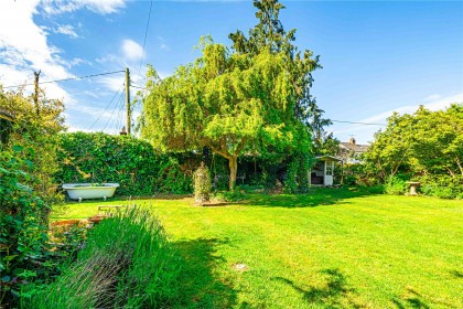 photo for Eaton Bray, Bedfordshire