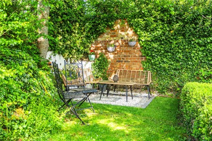 photo for High Street, Edlesborough