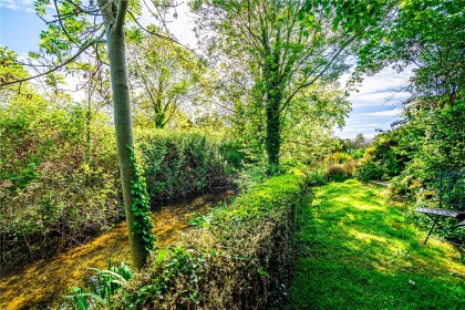 photo for High Street, Edlesborough