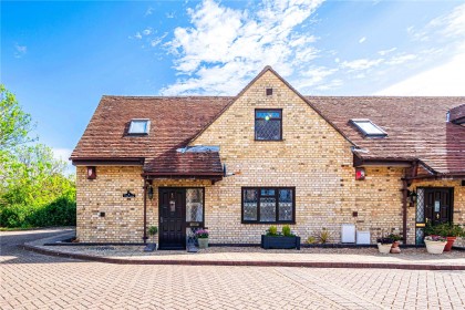 photo for High Street, Edlesborough
