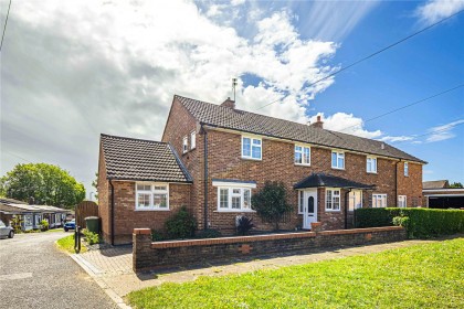 photo for Studham, Central Bedfordshire