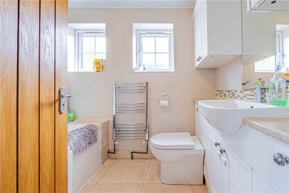 photo for Studham, Central Bedfordshire