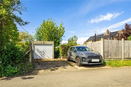 photo for Studham, Central Bedfordshire