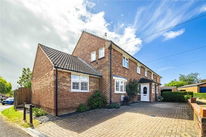photo for Studham, Central Bedfordshire