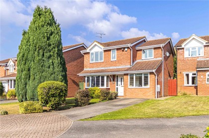 photo for Eaton Bray, Bedfordshire