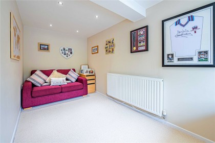 photo for Eaton Bray, Bedfordshire