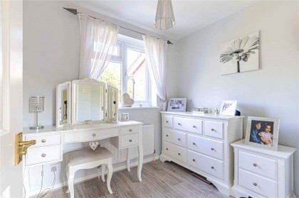photo for Eaton Bray, Bedfordshire