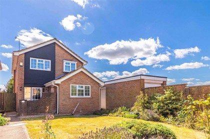 photo for Eaton Bray, Bedfordshire