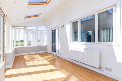 photo for Eaton Bray, Bedfordshire