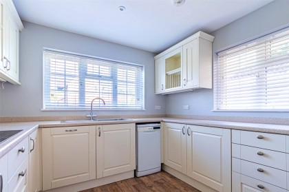 photo for Eaton Bray, Bedfordshire