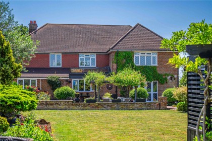 photo for Ivinghoe Aston, Buckinghamshire