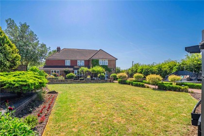 photo for Ivinghoe Aston, Buckinghamshire