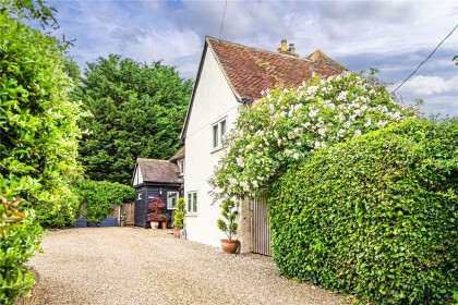 photo for Edlesborough, Buckinghamshire