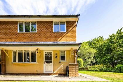 photo for Edlesborough, Buckinghamshire