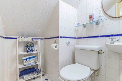 photo for Bushey Heath, Bushey, Hertfordshire
