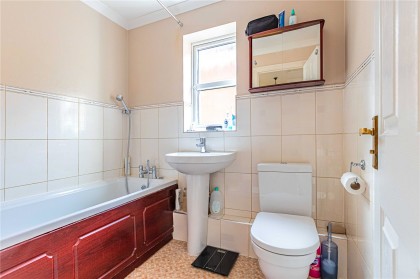 photo for Leavesden, Watford, Hertfordshire