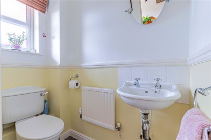 photo for Leavesden, Watford, Hertfordshire