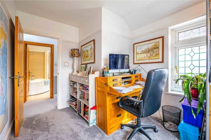 photo for Hunton Bridge, Kings Langley, Hertfordshire