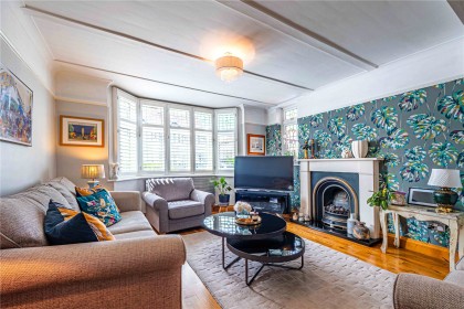 photo for Hunton Bridge, Kings Langley, Hertfordshire