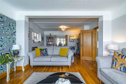 photo for Hunton Bridge, Kings Langley, Hertfordshire