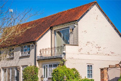 photo for Bovingdon, Hemel Hempstead, Hertfordshire