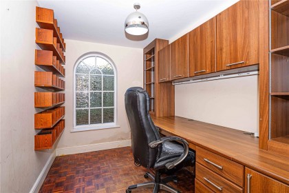 photo for Bovingdon, Hemel Hempstead, Hertfordshire