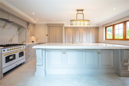 photo for Toms Lane, Kings Langley, Hertfordshire