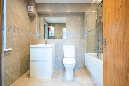 photo for Toms Lane, Kings Langley, Hertfordshire