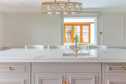 photo for Toms Lane, Kings Langley, Hertfordshire