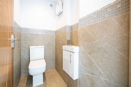 photo for Toms Lane, Kings Langley, Hertfordshire