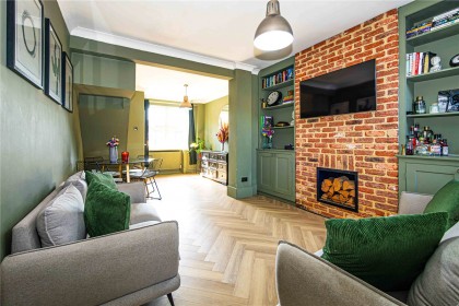 photo for Abbots Langley, Hertfordshire