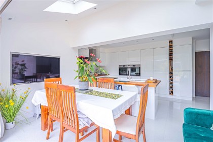 photo for Borehamwood, Hertfordshire