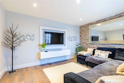 photo for Borehamwood, Hertfordshire