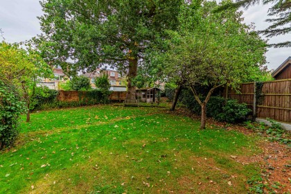 photo for Bushey Heath, Bushey, Hertfordshire