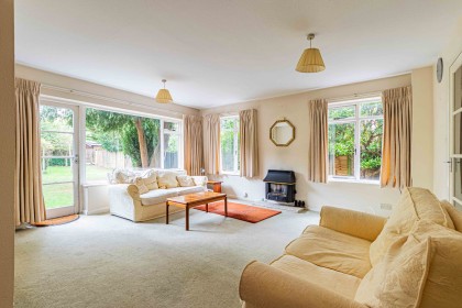 photo for Bushey Heath, Bushey, Hertfordshire