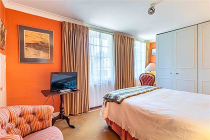 photo for Elstree, Borehamwood, Hertfordshire