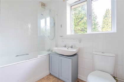 photo for Leverstock Green Road, Hemel Hempstead, Hertfordshire