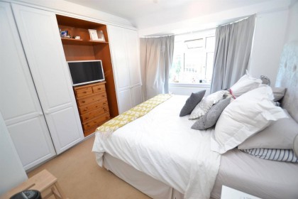 photo for The Crosspath, Radlett, Hertfordshire