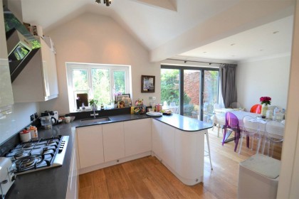 photo for The Crosspath, Radlett, Hertfordshire