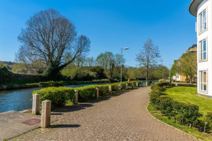 photo for Ovaltine Drive, Kings Langley, Hertfordshire