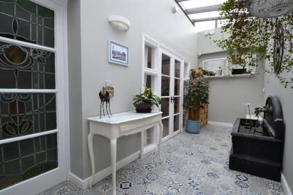 photo for Ovaltine Drive, Kings Langley, Hertfordshire