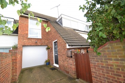 photo for London Colney, St Albans, Hertfordshire