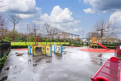 photo for Ovaltine Drive, Kings Langley, Hertfordshire