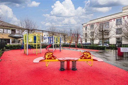 photo for Ovaltine Drive, Kings Langley, Hertfordshire