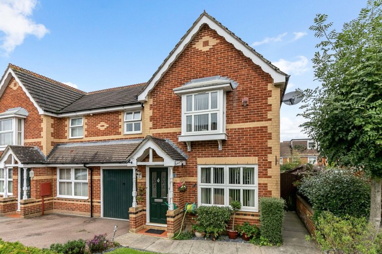 Maidenbower, CRAWLEY, West Sussex