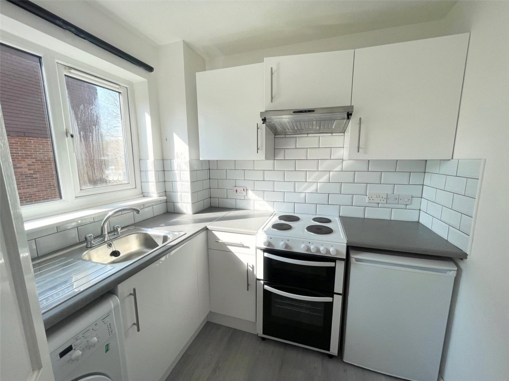 Skipton Way, Horley, Surrey